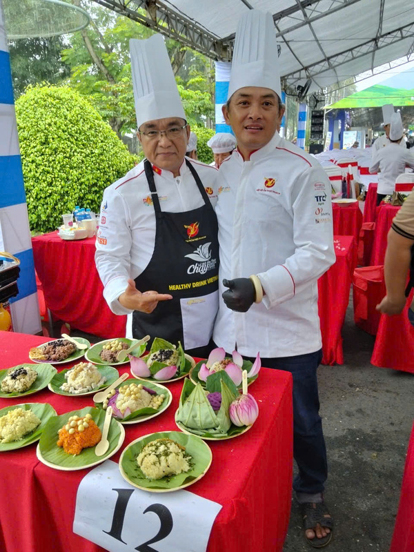 Hình ảnh hoạt động công ty Phúc Nguyên Khang - Dịch Vụ Nấu Tiệc Phúc Nguyên Khang - Công Ty TNHH Tư Vấn Thiết Kế Xây Dựng Trang Trí Nội Thất Nhà Mới